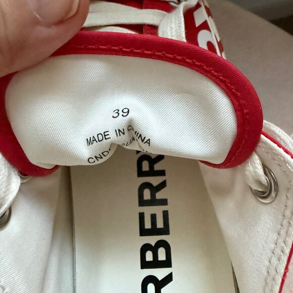 Logo-print low-top sneakers - Picture 7 of 11
